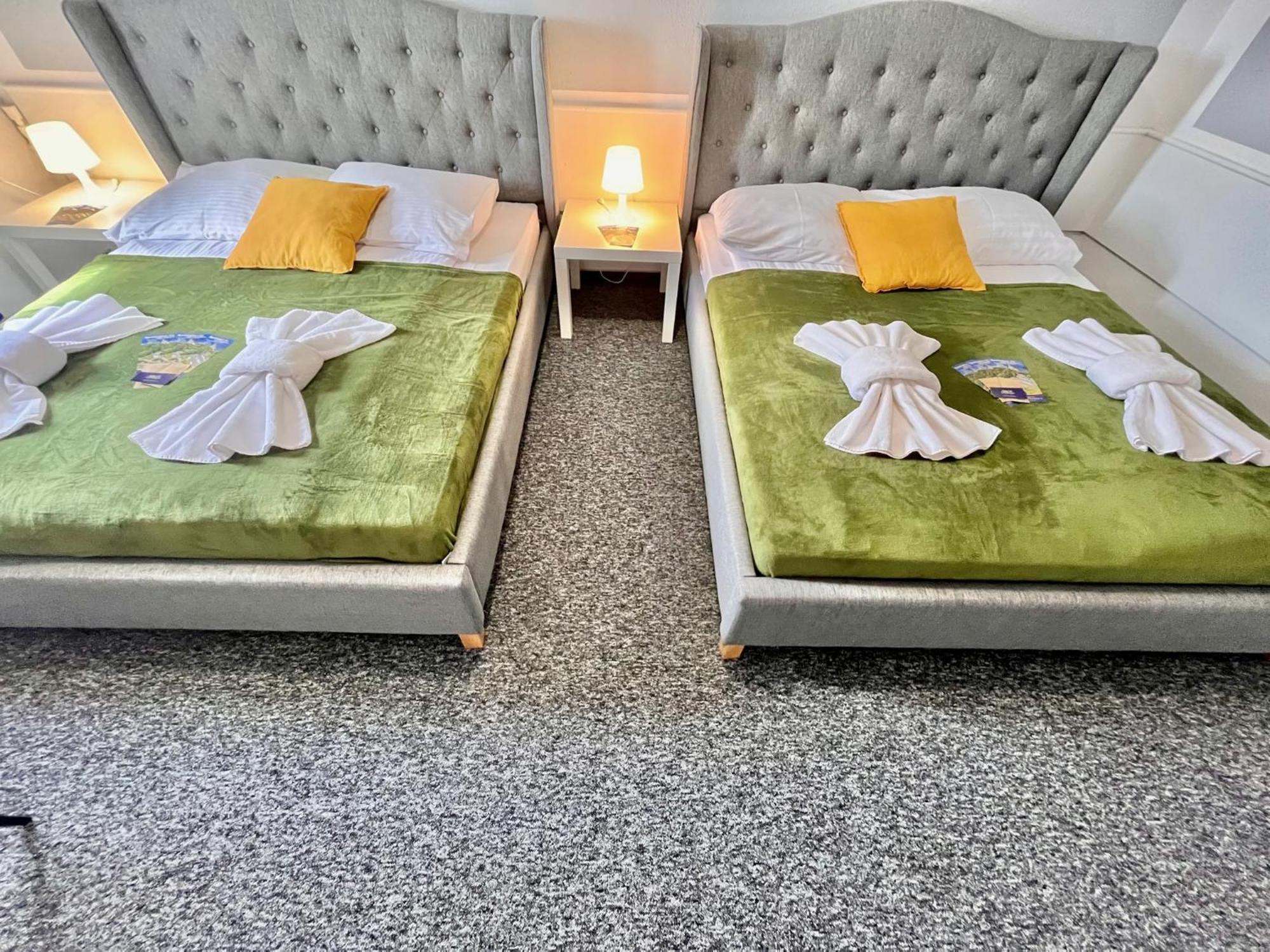 Great Polonia Swidnica City Center Aparthotel Luaran gambar